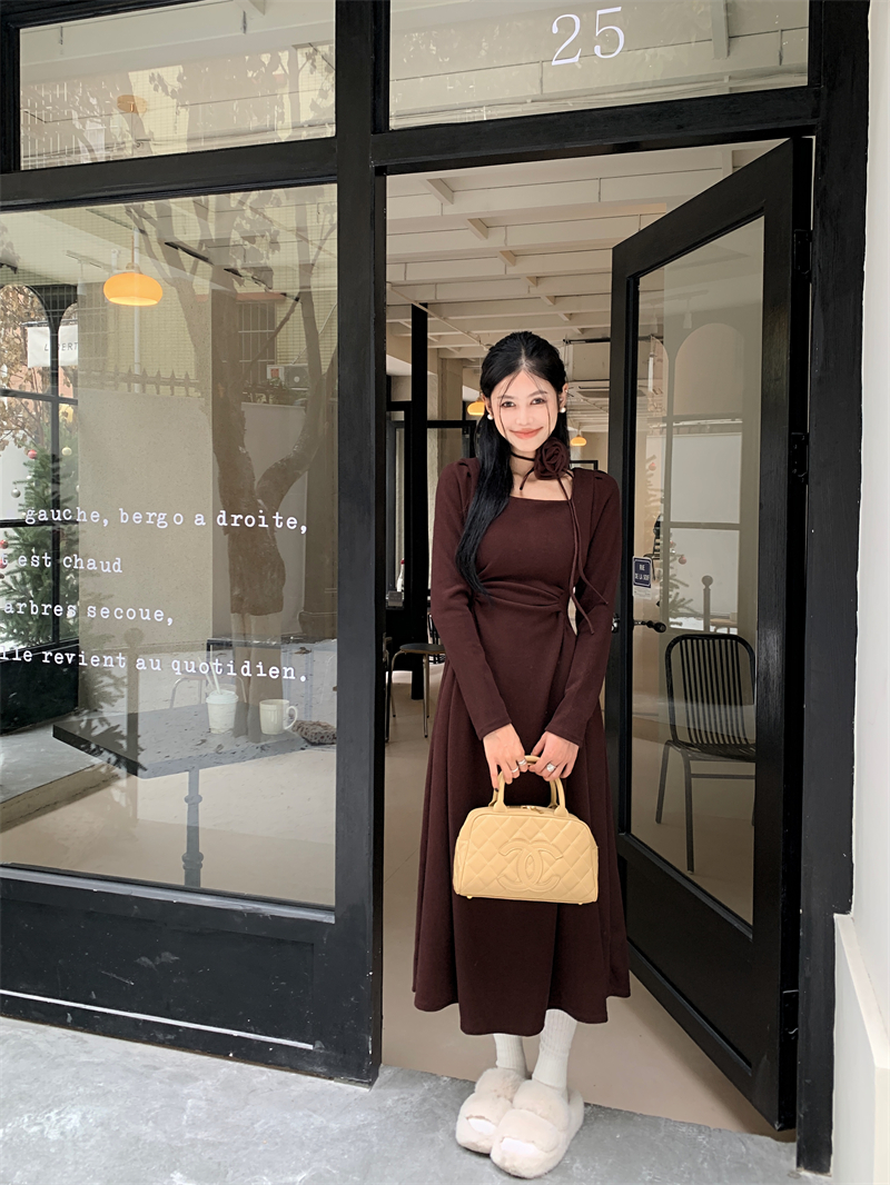 實拍赫本風收腰氣質小眾絕美裙子高級感超好看連衣裙茶歇裙女