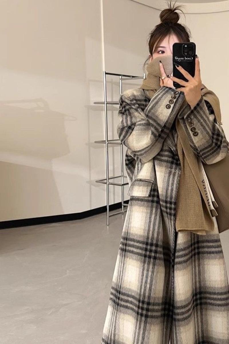 2023 Autumn and Winter New High-end Korean Tartan Coat Women's Extra Long Loose Casual Jacket