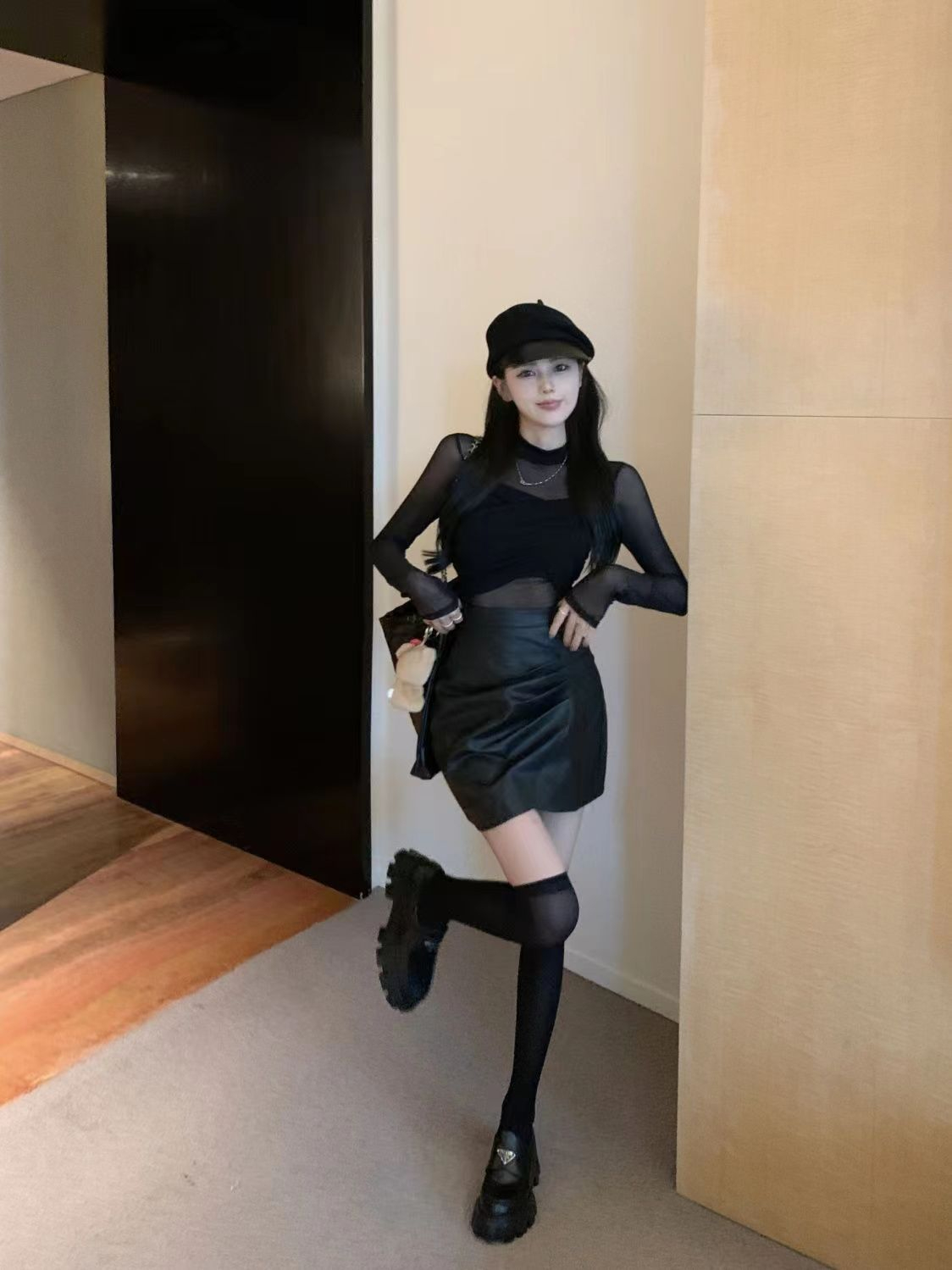 人棉辣妹風設計感交叉拼接網紗長袖上衣秋季款性感透視短款T恤