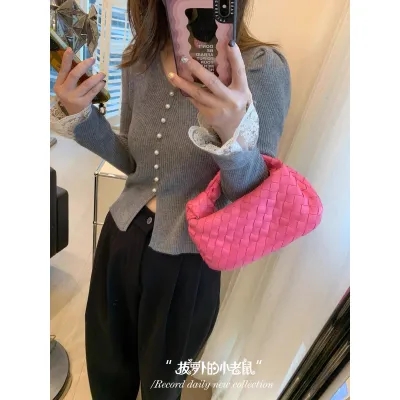 All-wool V-neck lace splicing knitted bottoming shirt for women 2023 winter new style Korean style versatile top trendy