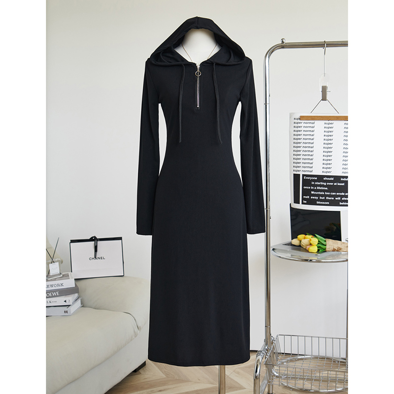 Real shot~Large size French hooded long-sleeved dress with back hemming for women, autumn black temperament, slim commuter long dress