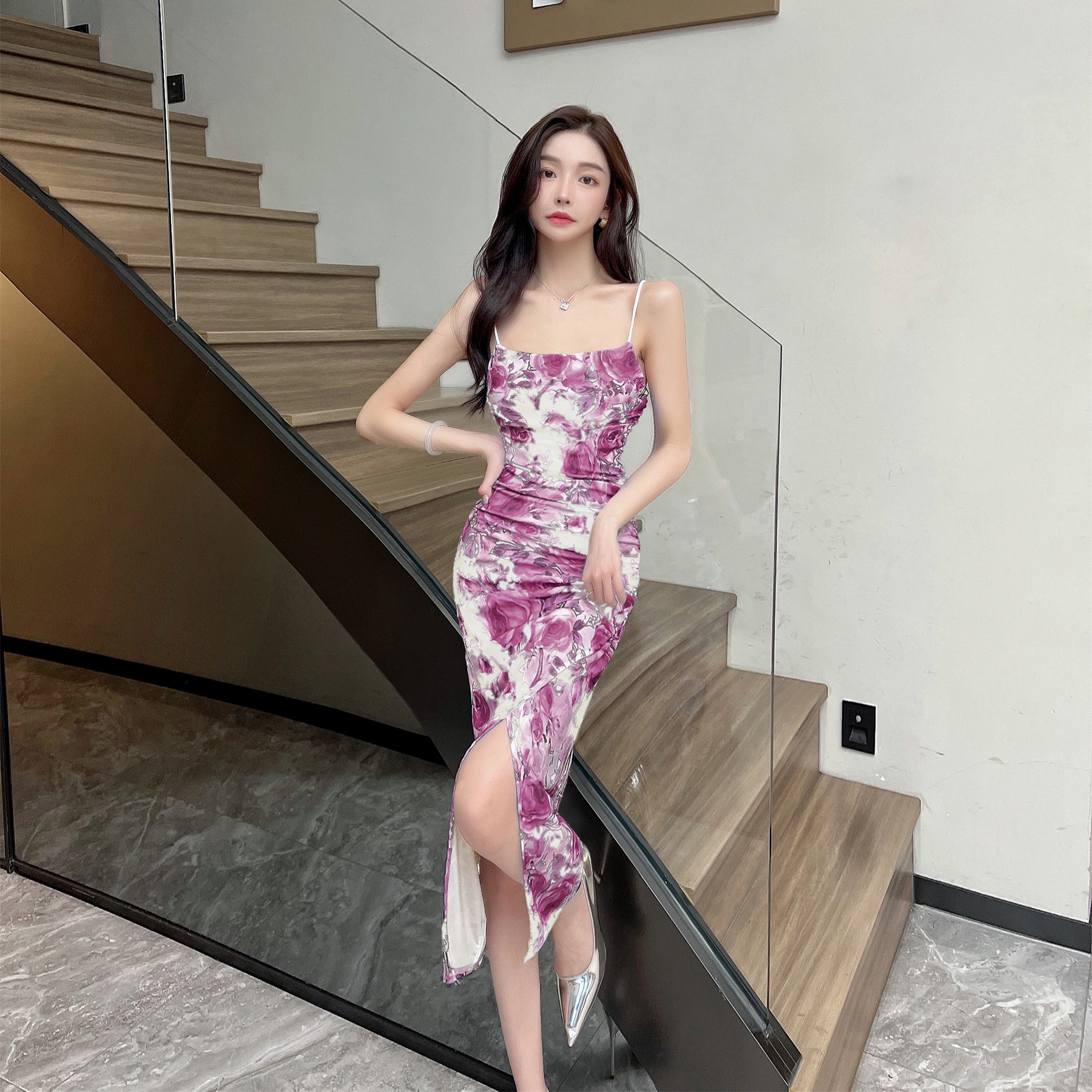 實拍時尚性感印花吊帶高開叉連衣裙