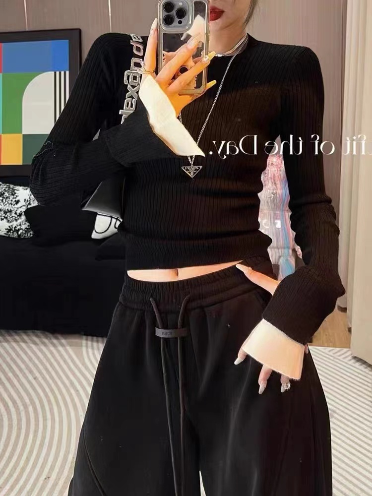 Korean-style contrasting cuffs and spliced ​​round-neck sweaters for women in autumn and winter, slimming and elegant bottoming shirts with Western style tops