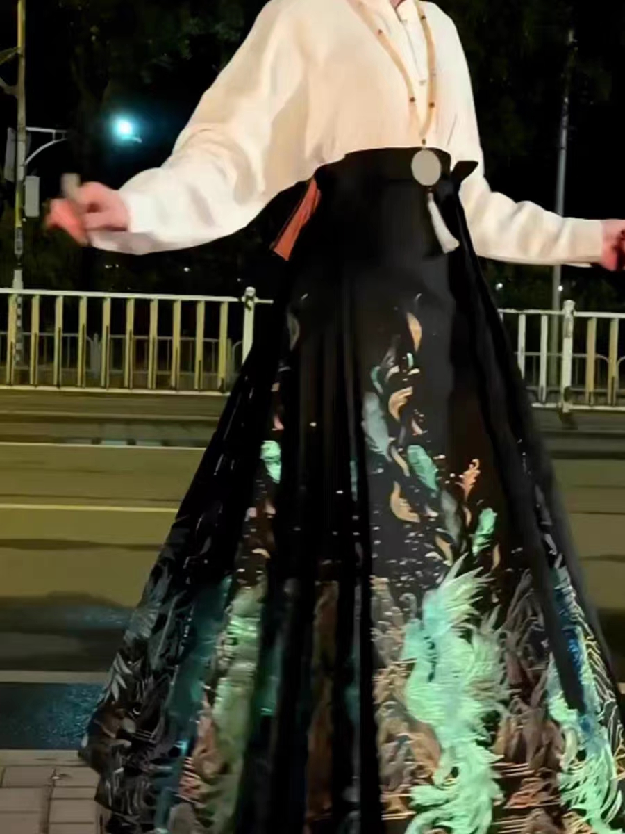 New Chinese style national style improved Han elements Hanfu Ming-made green feather horse-faced skirt small daily slimming skirt for women