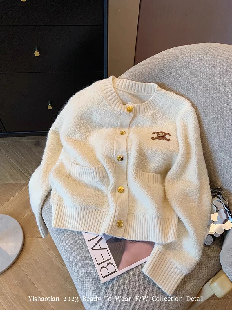 Official picture of high-end leather gold buckle small fragrant style knitted cardigan for women autumn 2023 gentle wind soft waxy sweater jacket