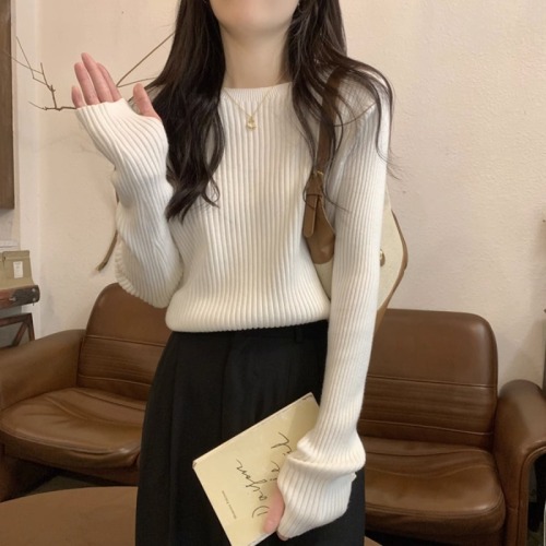 Autumn and winter women's Korean-style gentle style slimming knitted bottoming sweater with fur lining and thickened sleeves