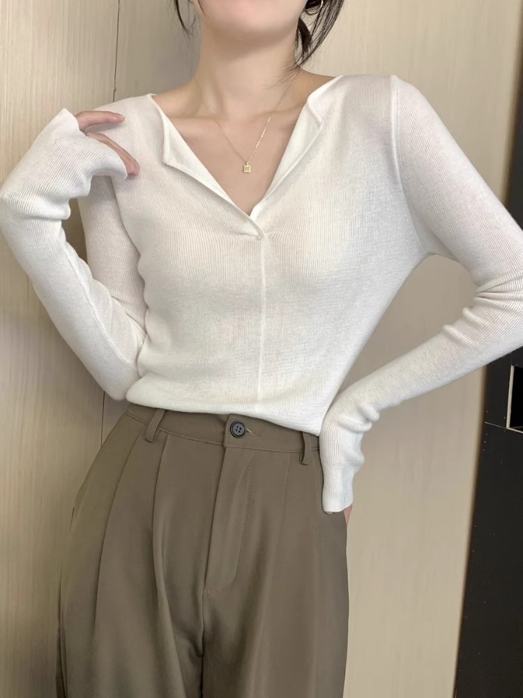 灰色低領打底衫女春秋新款洋氣修身顯瘦針織衫毛衣親膚小眾內搭春