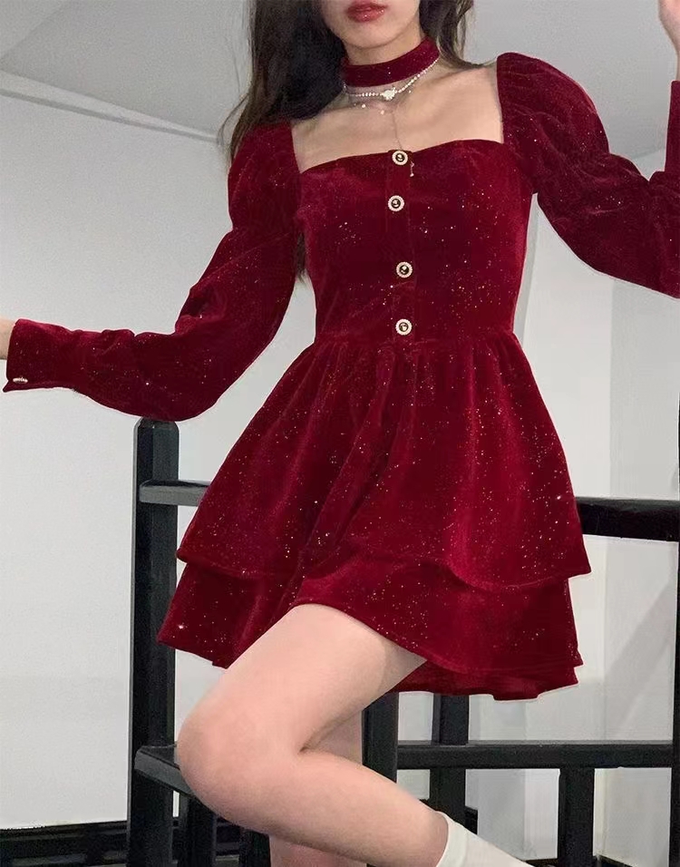 細閃絲絨連衣裙女2023早秋新款高檔氣質優雅紅色收腰顯瘦A字裙子
