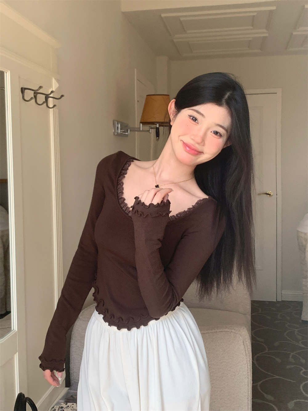 Real shot of gentle bottoming shirt, lace lace T-shirt, versatile temperament and slimming top