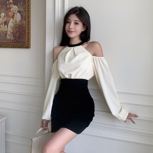 French ladylike long-sleeved halterneck dress, feminine and gentle off-shoulder hip skirt, short skirt