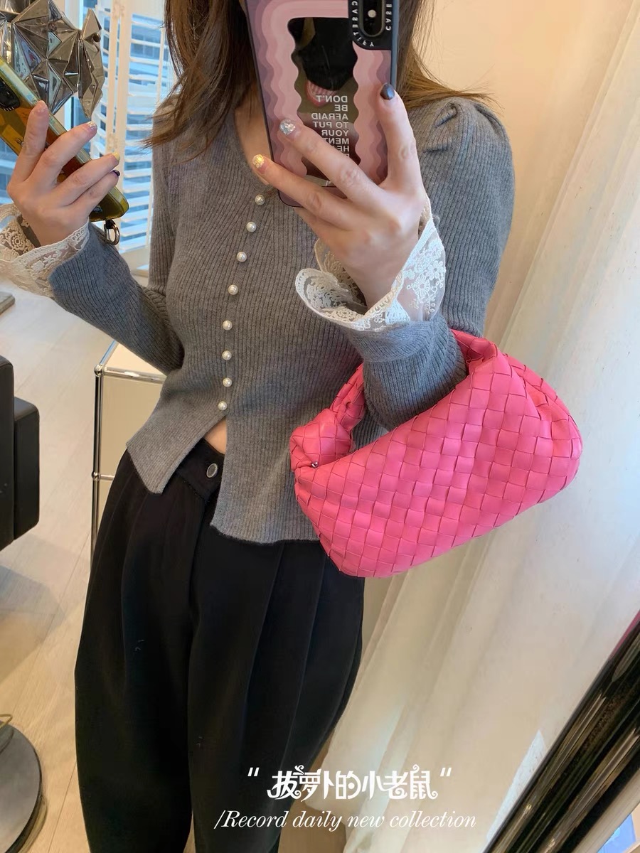 全羊毛V領蕾絲拼接針織打底衫女2023冬裝新款韓版氣質百搭上衣潮
