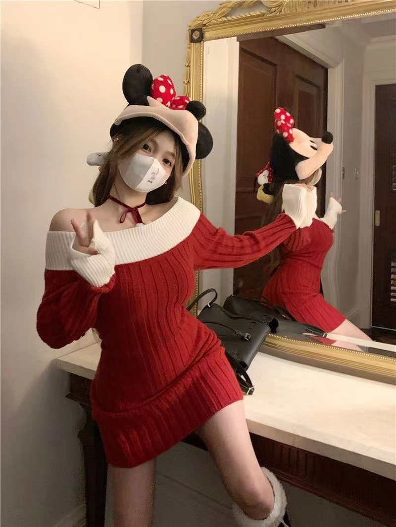 純欲甜辣一字肩吊帶兩件套紅色長袖連衣裙女秋冬新款修身包臀短裙