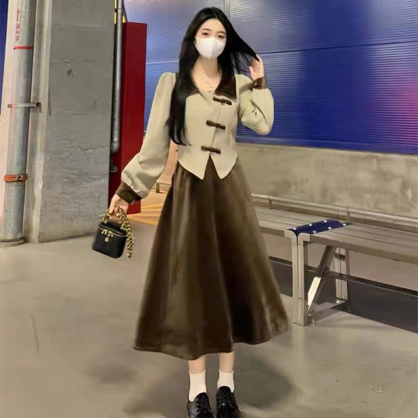 小香名媛連衣裙2023秋冬設計感復古顯瘦氣質茶歇裙