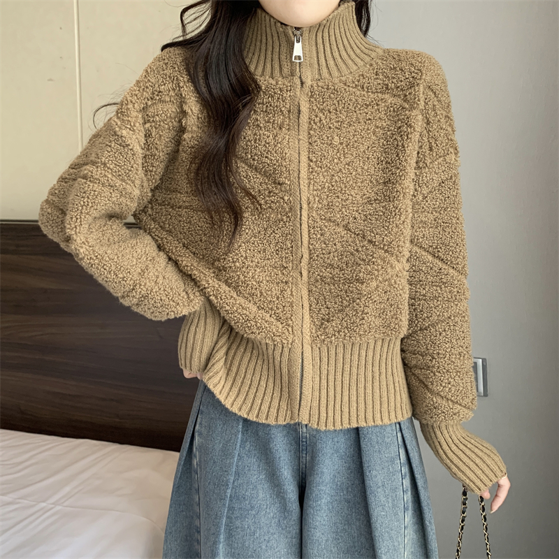 Actual shot of new design stand collar zipper knitted top