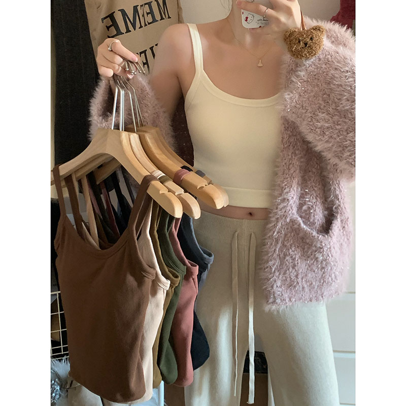 Actual shot of autumn and winter brushed plus velvet thickened camisole for women with breast pads, slim fit inner top