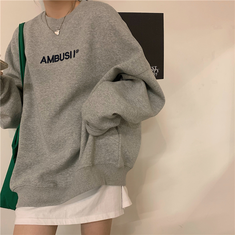 Velvet and thickened Hong Kong style loose long-sleeved sweatshirt new round neck Korean style gray top student ins trend