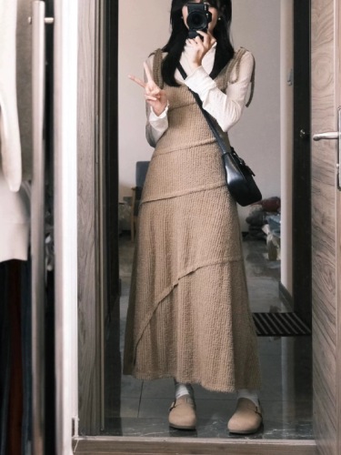 小个子深秋冬季女装新款穿搭一整套韩剧女主减龄连衣裙子两件套装