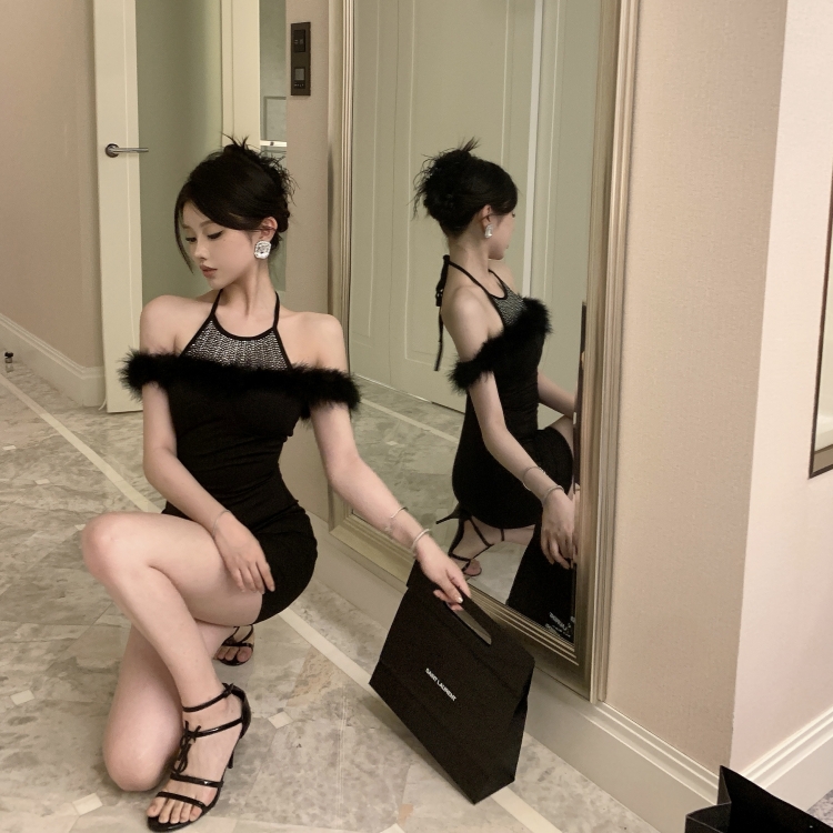 實拍  辣妹網紗燙鑽拼接真毛毛掛脖修身顯瘦連衣裙短款