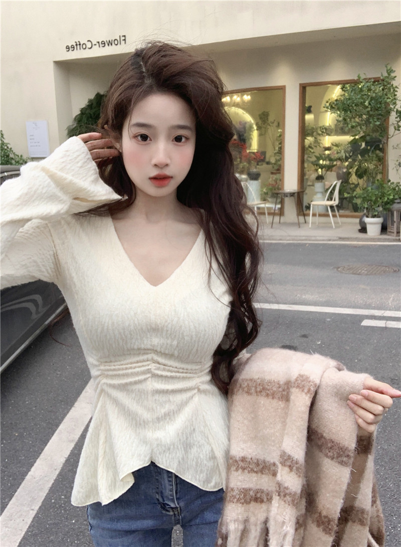 實拍~法式V領喇叭袖女秋冬修身收腰小眾磨毛長袖氣質上衣