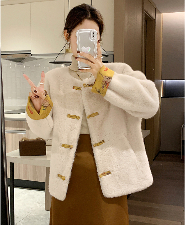 New Chinese style Chinese style disc buckle fur one-piece fur coat for women 2023 autumn and winter imitation mink fur environmentally friendly fur versatile