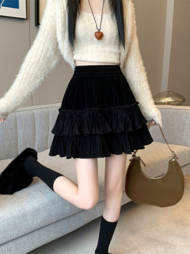 Retro velvet high-waisted a-line skirt for women autumn and winter 2023 new style small and stylish age-reducing short skirt chic