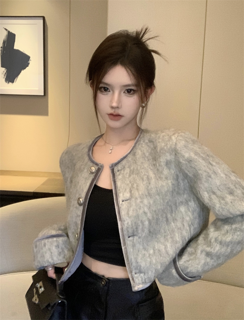 Actual shot ~ Yujie’s hand-feeling and temperament internet celebrity street style small fragrant woolen short jacket ins