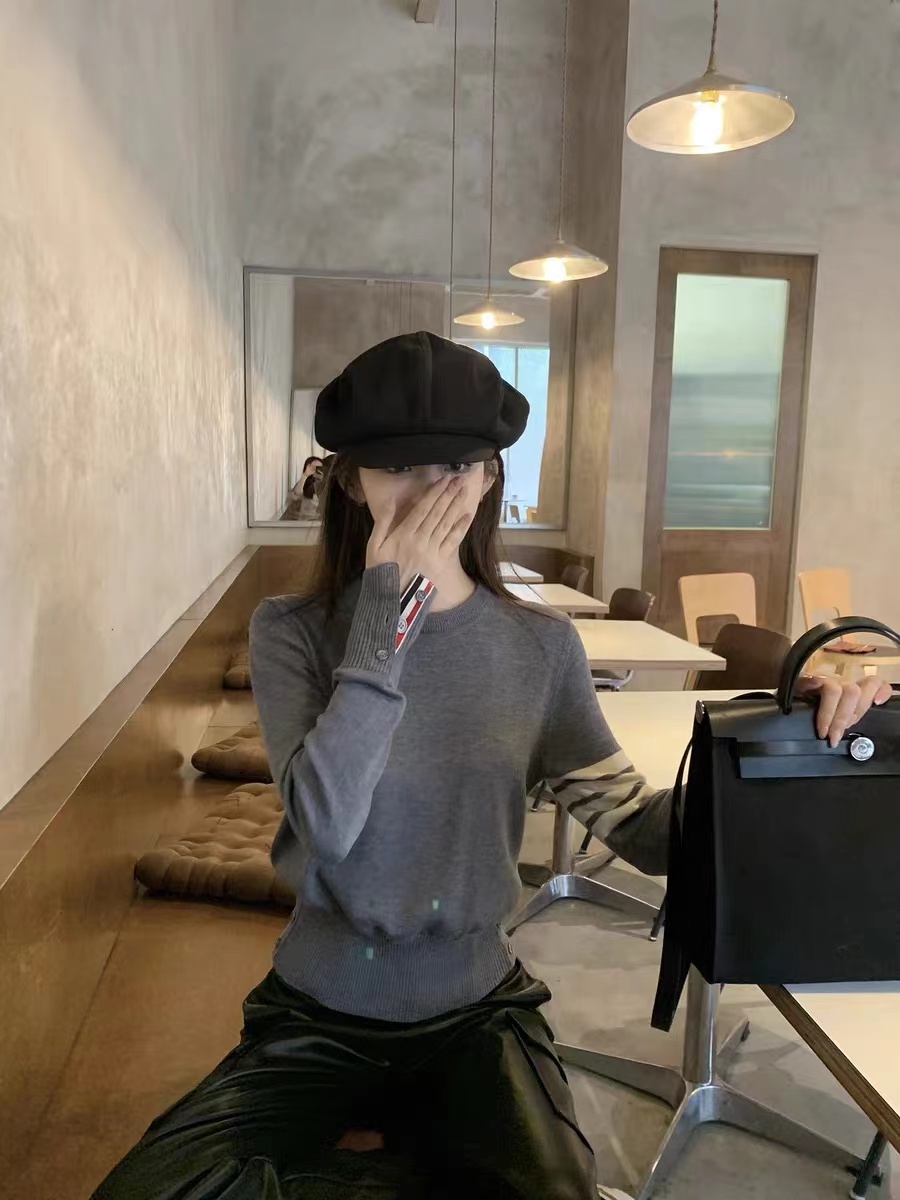 Wuuus北歐街道橄欖綠針織衫上衣女秋冬套頭短款毛衣軟糯風