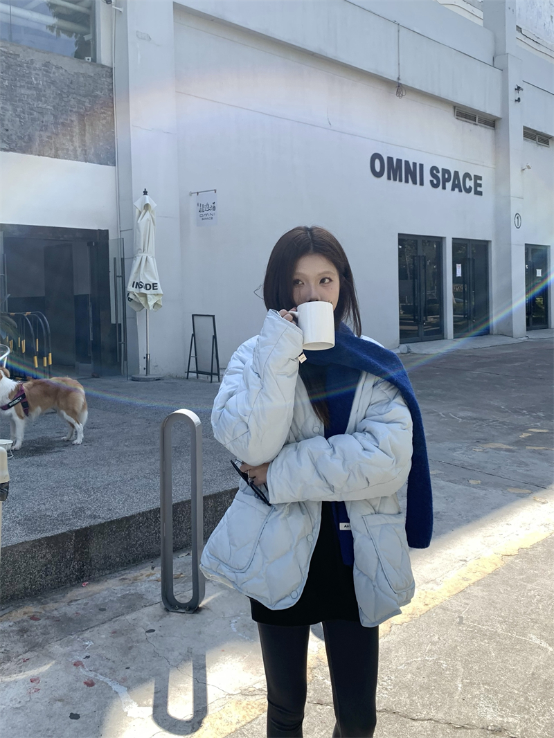Real shot 2023 new autumn and winter casual solid color rhombus style cotton loose jacket for women