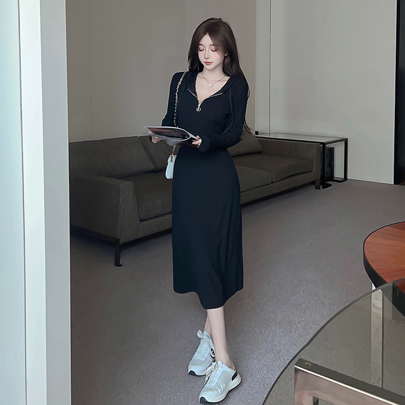 實拍 後包邊大碼法式連帽長袖連衣裙女秋季黑色氣質顯瘦長裙