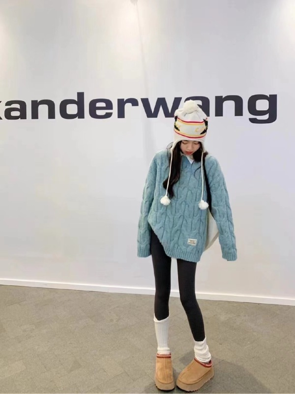 韓劇溫柔風軟奶藍麻花毛衣女秋冬套頭寬鬆外穿慵懶百搭加厚針織衫