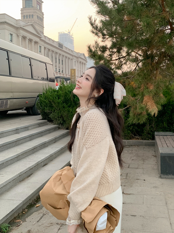 花栗鼠小姐 甜心開衫 法式精緻毛衣開衫外套慵懶風羊毛針織上衣女