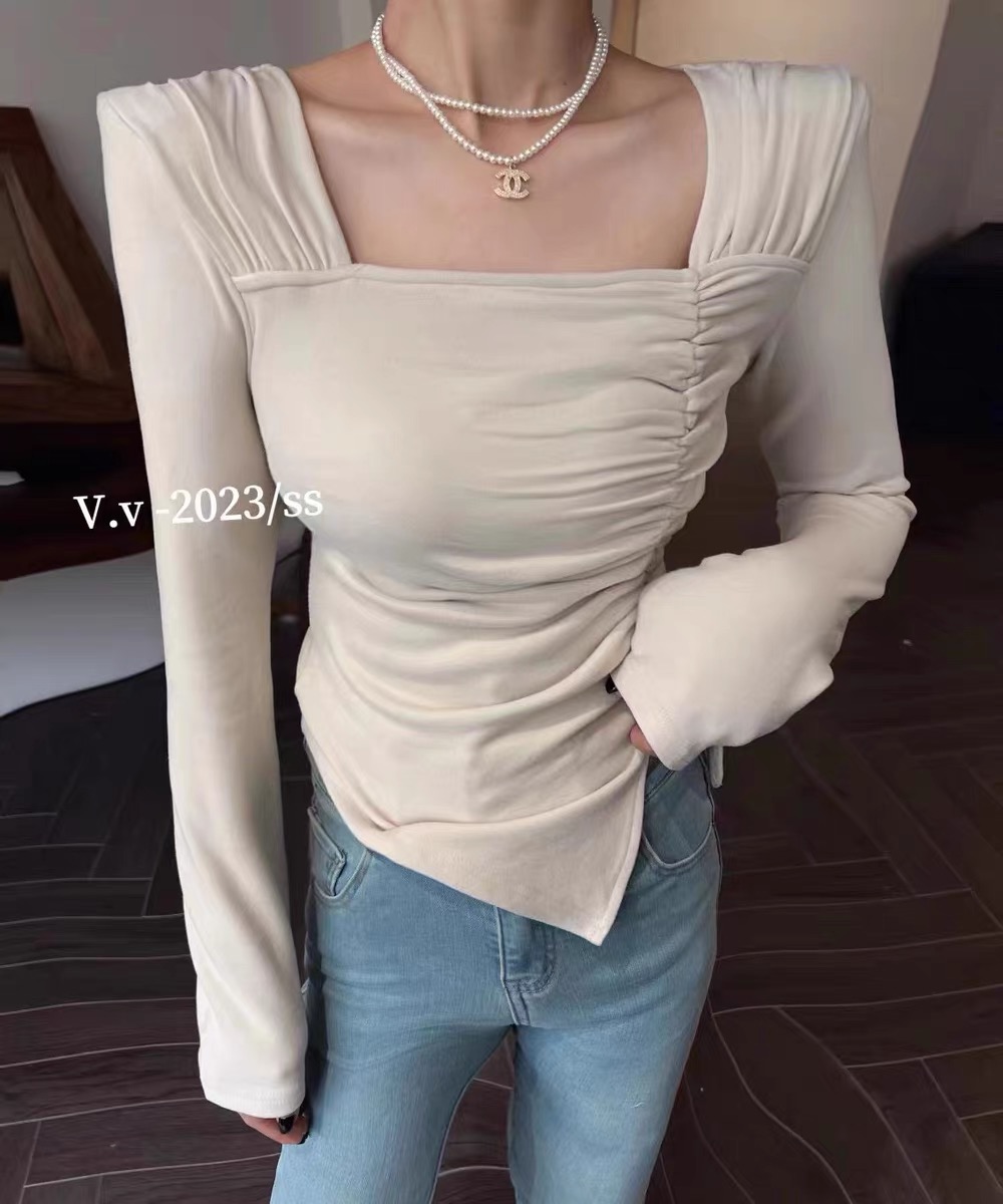 法式設計感褶皺收腰開叉方領墊肩T恤女秋別致雙面磨毛羊絨打底衫
