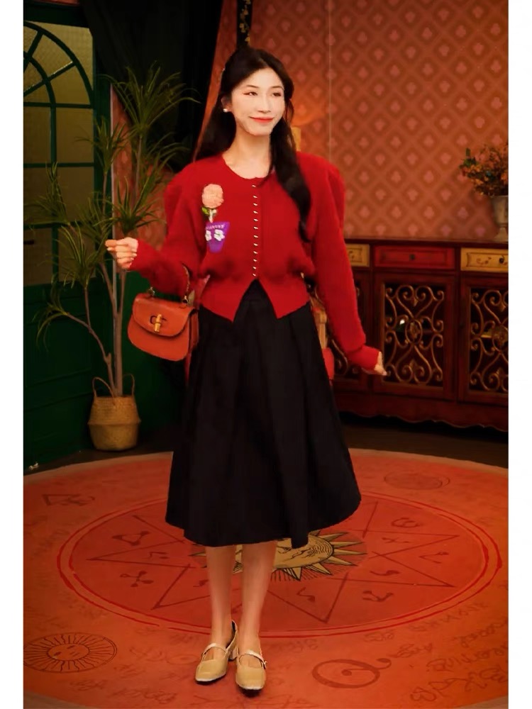 2023秋冬新款聖誕新年氛圍感紅色毛衣女軟糯慵懶小香風內搭針織衫
