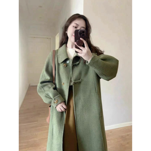  new autumn and winter green Hepburn style design woolen coat mid-length woolen coat for women