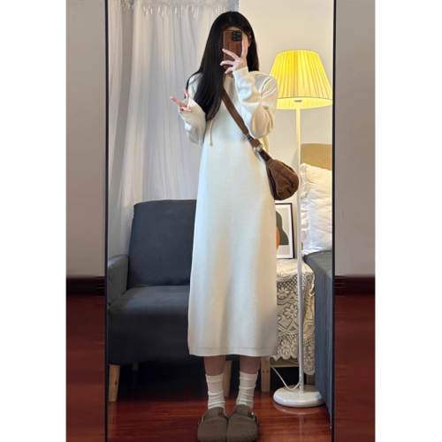 Long-sleeved knitted dress to wear in Korean dramas, new style for women, spring style, slimming long skirt for petite people