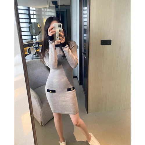 Tmall quality dress women's round neck  autumn and winter new style hip-hugging small fragrance style slim bottoming sweater