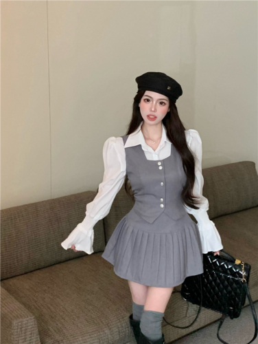 Real shot of puff-sleeved shirt, vest, jacket, pleated skirt, Korean drama three-piece set
