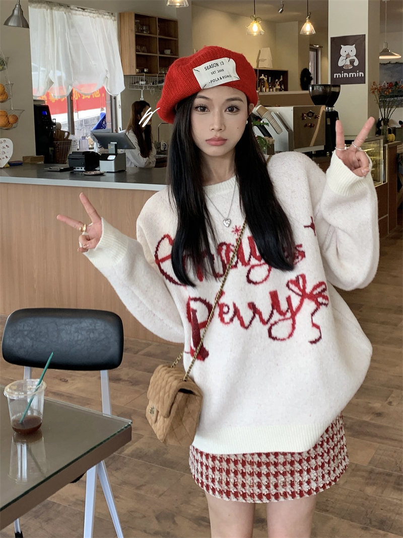 實拍  30012聖誕風軟糯寬鬆外穿慵懶毛衣+50022紅色新年格紋短裙