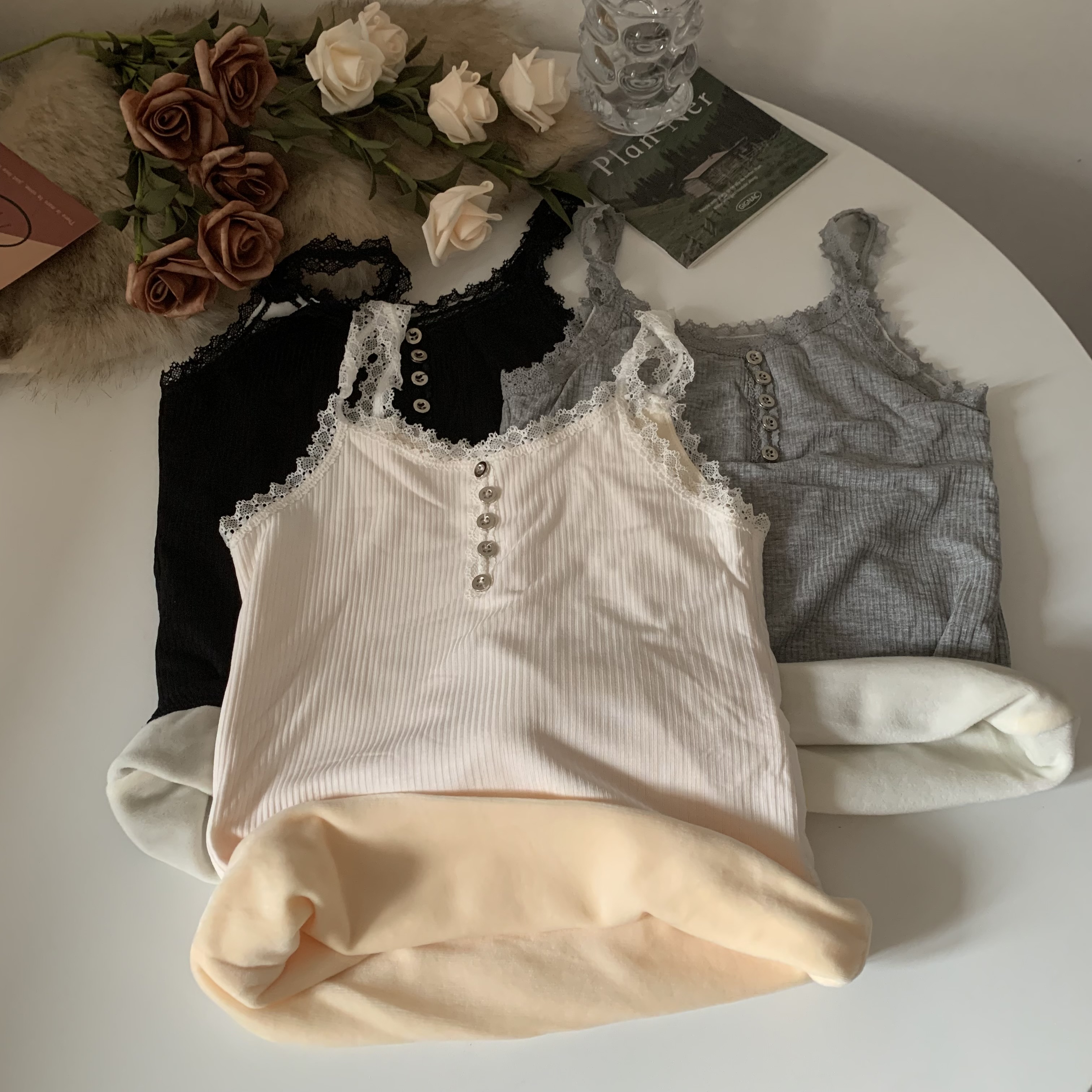 Real shot of lace beautiful back plus velvet thickened camisole women's winter warm top with base layer underneath