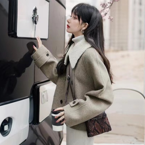 Woolen coat for women  new style small coat coat for women autumn and winter high-end short woolen outer