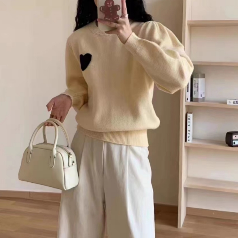韓國愛心軟糯圓領針織衫秋季女2023年慵懶風寬鬆休閒百搭長袖毛衣