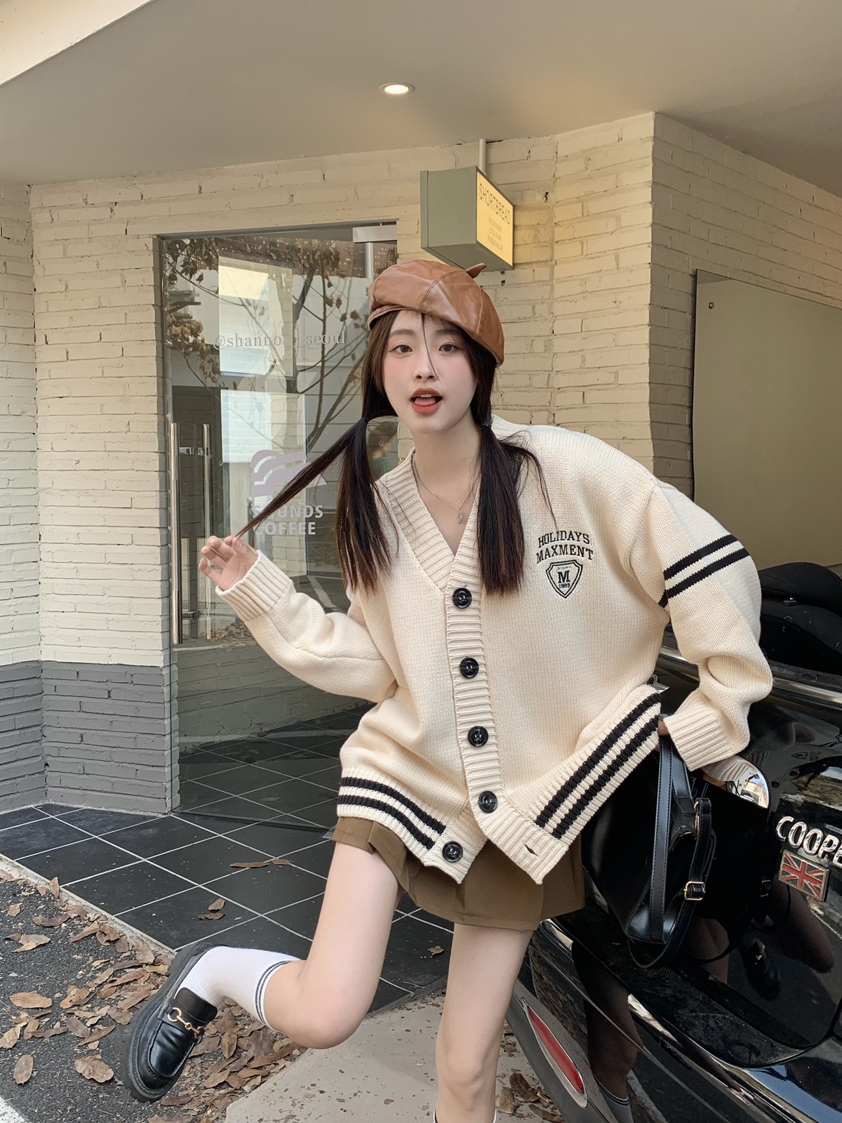 MAXMENT American retro casual V-neck cardigan sweater college style autumn and winter sweater loose jacket for men and women