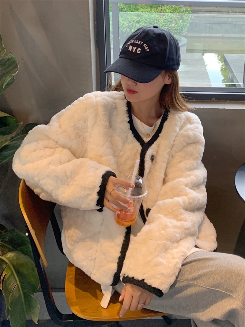 Rabbit fur coat for women winter short loose fur all-in-one furry eco-friendly sherpa coat