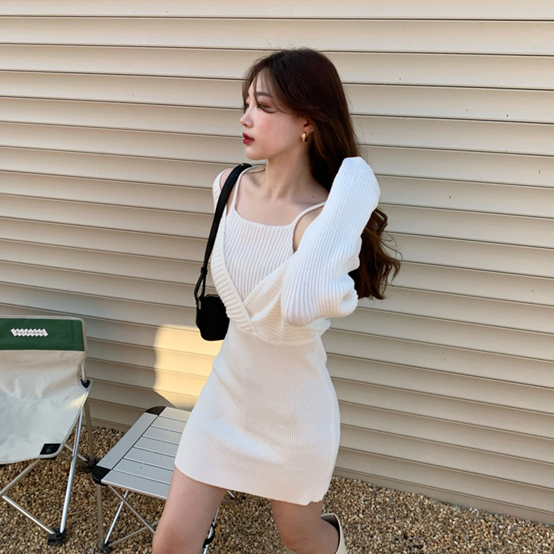 Quality inspection official picture knitted dress women's fake two-piece long-sleeved hip-covering short skirt autumn and winter new inner base skirt