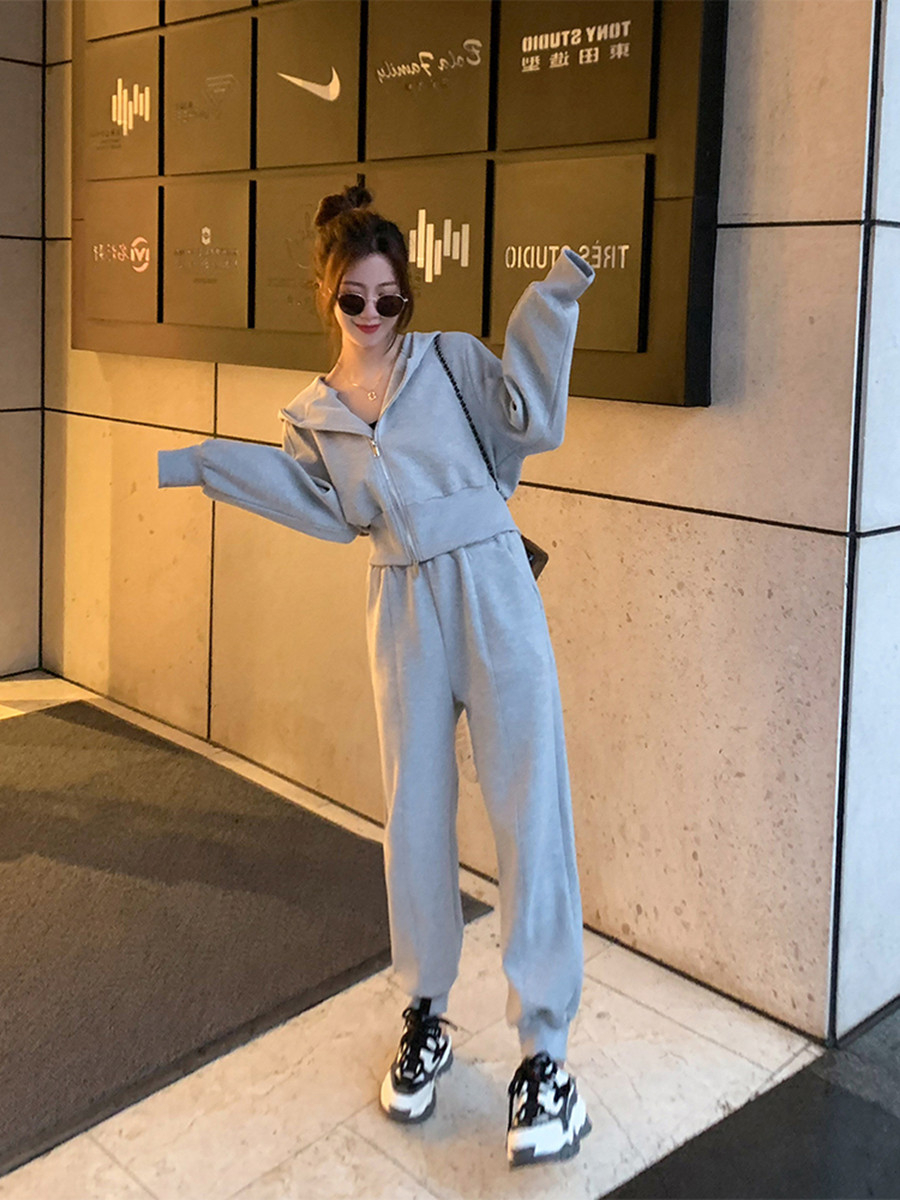 復古連帽開衫衛衣套裝女士早春新款chic港風闊腿運動褲網紅兩件套