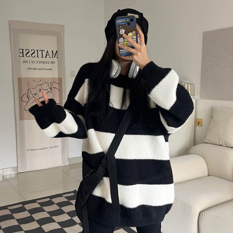 秋冬新款復古黑白條紋洋氣毛衣女寬鬆溫柔風小個子內搭套頭針織衫