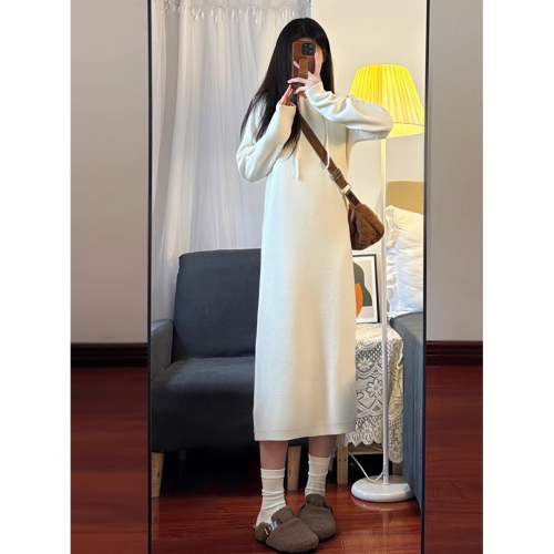 Long-sleeved knitted dress to wear in Korean dramas, new style for women, spring style, slimming long skirt for petite people