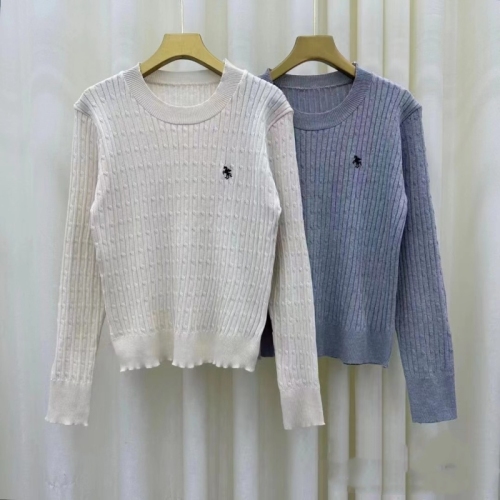 College style off-white thick sweater top for women in autumn and winter with design embroidered twist knitted sweater with base layer jacket