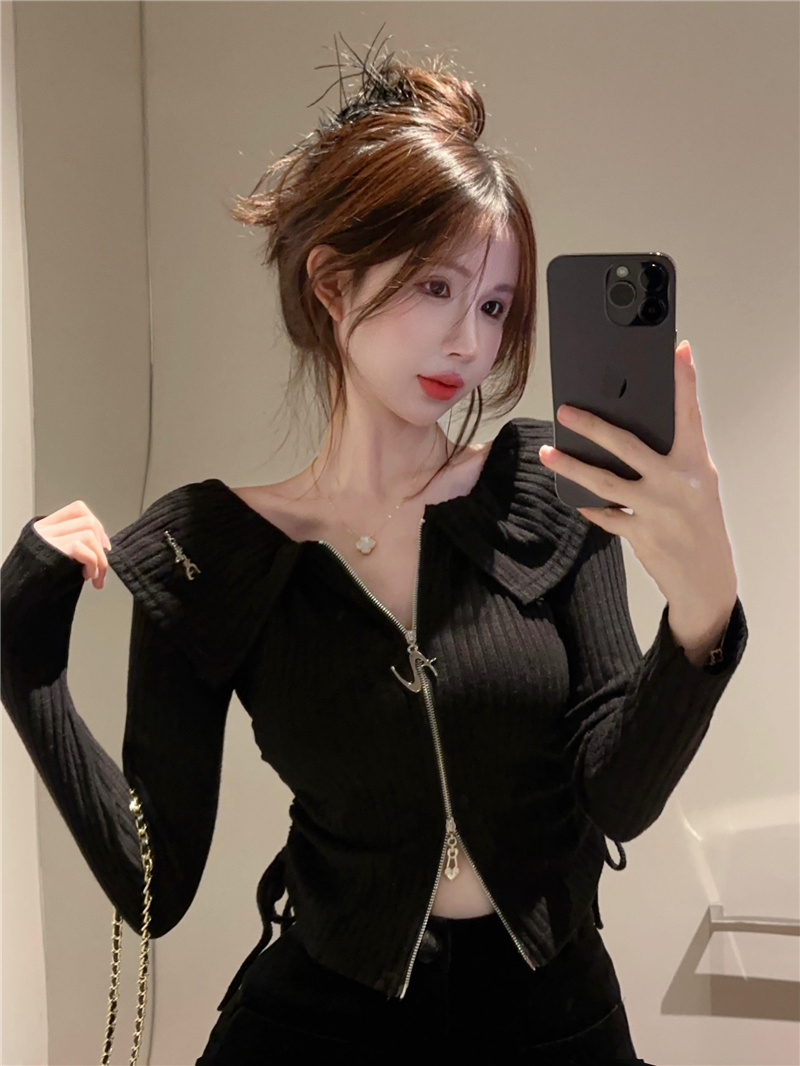 實拍~2023早春新款翻領T恤修身打底衫辣妹短款拉鏈一字肩上衣