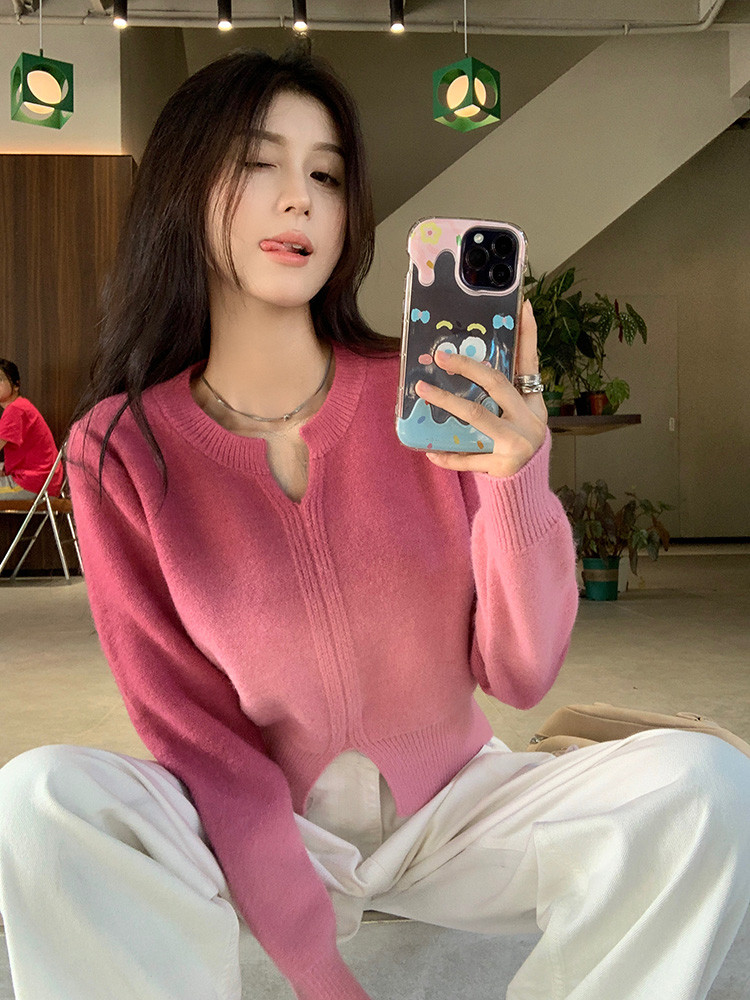 Gradient color knitted sweater women's 2023 autumn new Korean design slim fit v-neck long-sleeved top